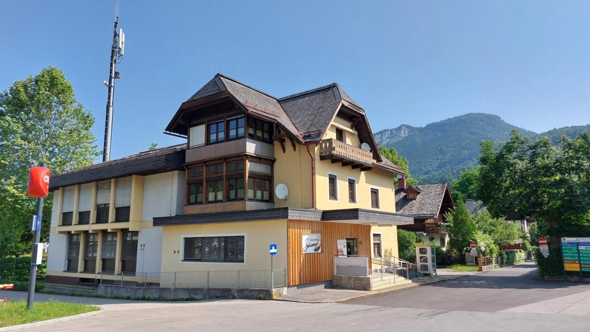 Коммерческая недвижимость 945м² в Бад Гойзерн ам Халльштеттерзе, Австрия № 213835