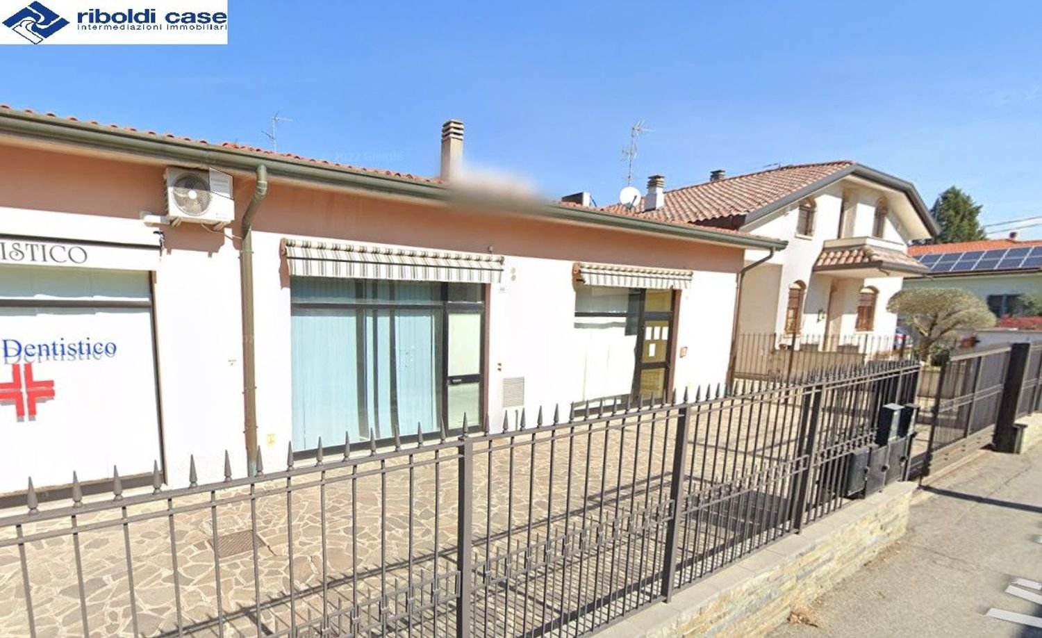 100m² Commercial property in Albiate, Italy No. 118661