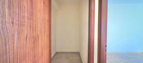 4 bedrooms Apartment in Palermo, Italy No. 336267 22