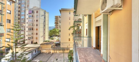 4 bedrooms Apartment in Palermo, Italy No. 336267 7