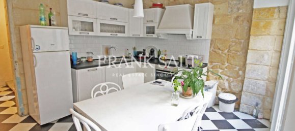 2 bedrooms Townhouse in Senglea, Malta No. 9346 7