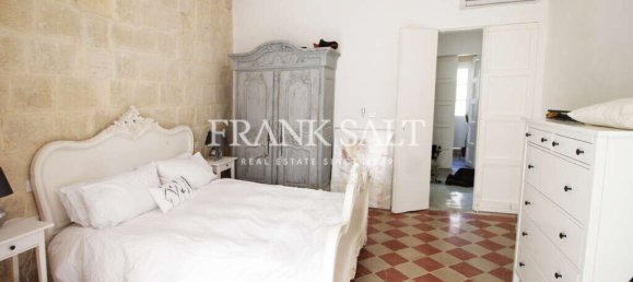 2 bedrooms Townhouse in Senglea, Malta No. 9346 22