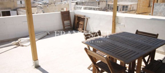 2 bedrooms Townhouse in Senglea, Malta No. 9346 5