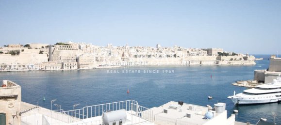 2 bedrooms Townhouse in Senglea, Malta No. 9346 30