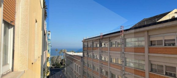 Apartamento T4 em Bari, Italy N.º 21975 3