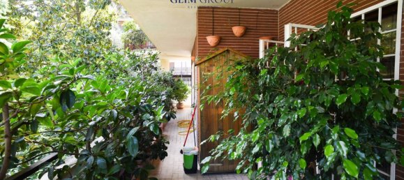 2 bedrooms Apartment in Rome, Italy No. 379904 16