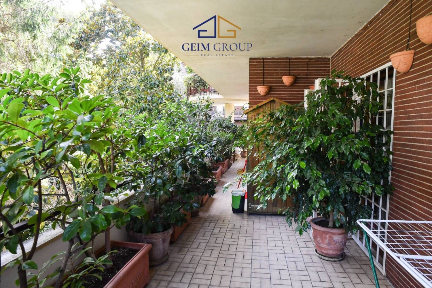 2 bedrooms Apartment in Rome, Italy No. 379904