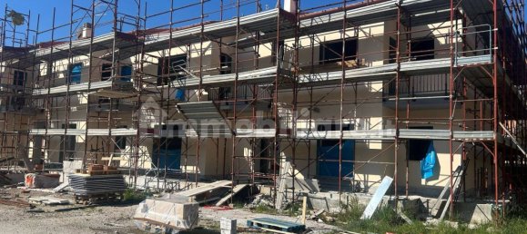 2 bedrooms Apartment in Lanuvio, Italy No. 199023 4