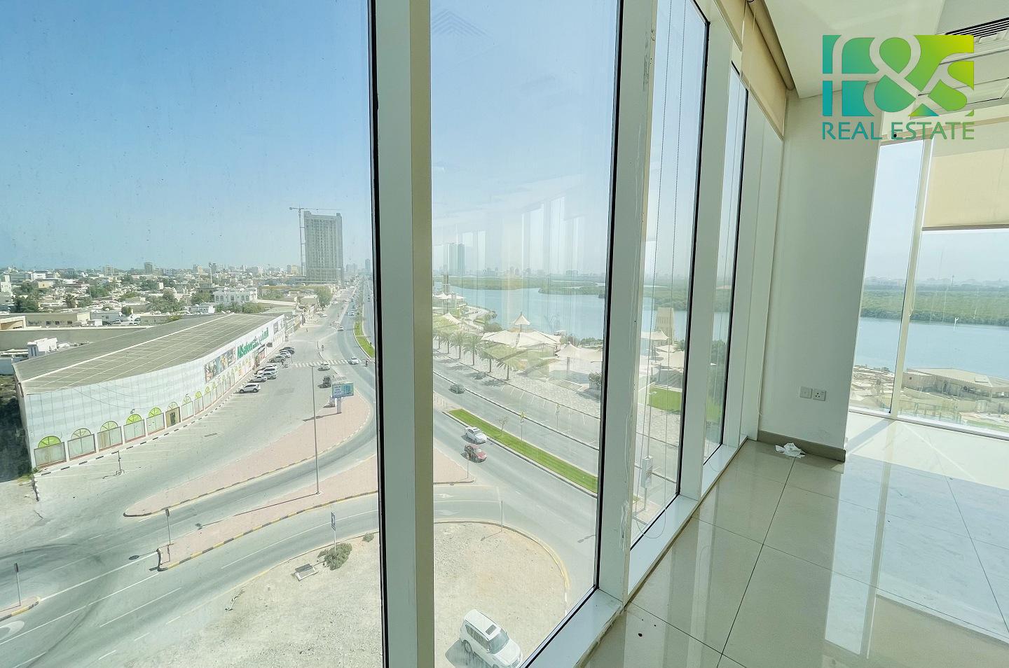 Büro in Ras Al Khaimah, UAE 185.8m², Nr. 25159