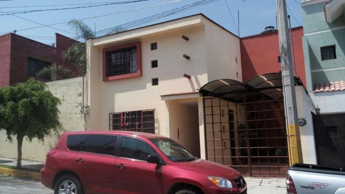 3 bedrooms House in Puebla, Mexico No. 185548