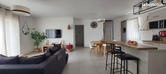 2 bedrooms House in Saint-Jean-de-Monts, France No. 98303 3