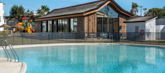 2 Schlafzimmer Wohnung in Estepona, Spain, Nr. 21248 18