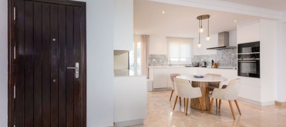 2 Schlafzimmer Wohnung in Estepona, Spain, Nr. 21248 24