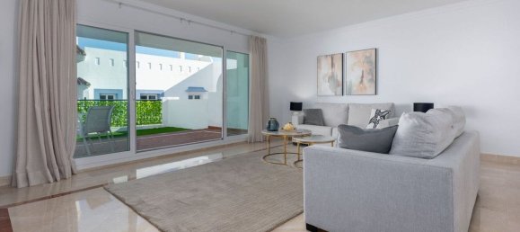 2 Schlafzimmer Wohnung in Estepona, Spain, Nr. 21248 30