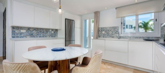 2 Schlafzimmer Wohnung in Estepona, Spain, Nr. 21248 5