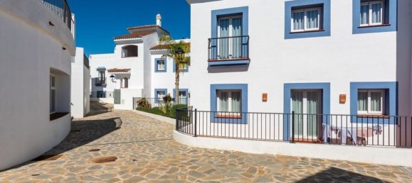 2 Schlafzimmer Wohnung in Estepona, Spain, Nr. 21248 27