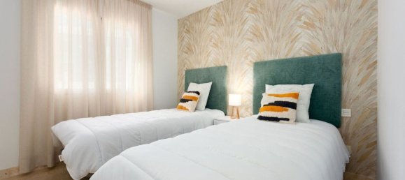 2 Schlafzimmer Wohnung in Estepona, Spain, Nr. 21248 8