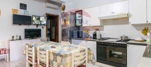 Квартира с 4 спальнями в Рипосто, Италия № 265311 25