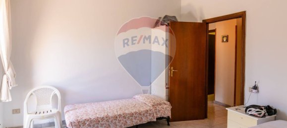 Квартира с 4 спальнями в Рипосто, Италия № 265311 12