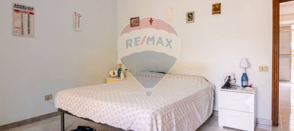 Квартира с 4 спальнями в Рипосто, Италия № 265311 7