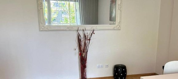 2-salle Appartement à Dusseldorf, Germany No. 57753 5