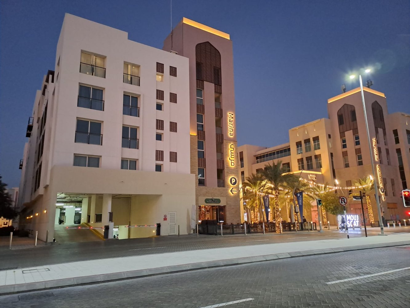 Квартира с 2 спальнями в Маскат, Оман № 1453