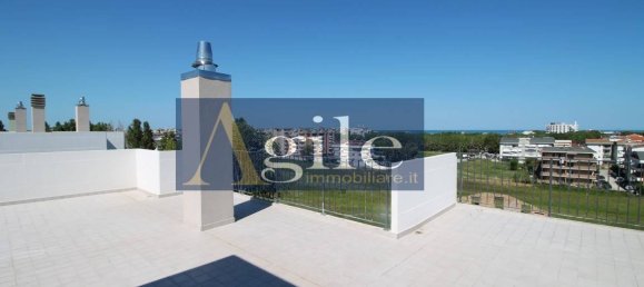 1 bedroom Penthouse in Alba Adriatica, Italy No. 345367 18