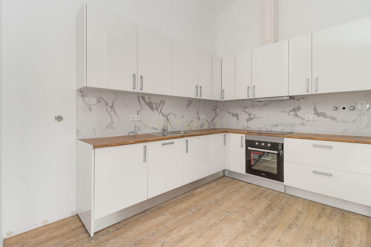 14 bedrooms Building in Costa da Caparica, Portugal No. 156803