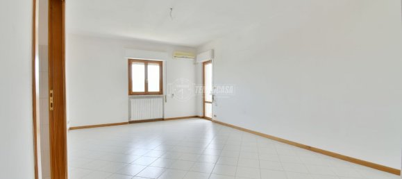 Duplex de 4 divisões em Folignano, Italy N.º 79948 12