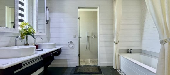 4 bedrooms Villa in Albion, Mauritius No. 87 10