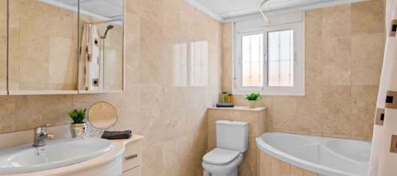 3 bedrooms Townhouse in Ciudad Quesada, Spain No. 190703 4