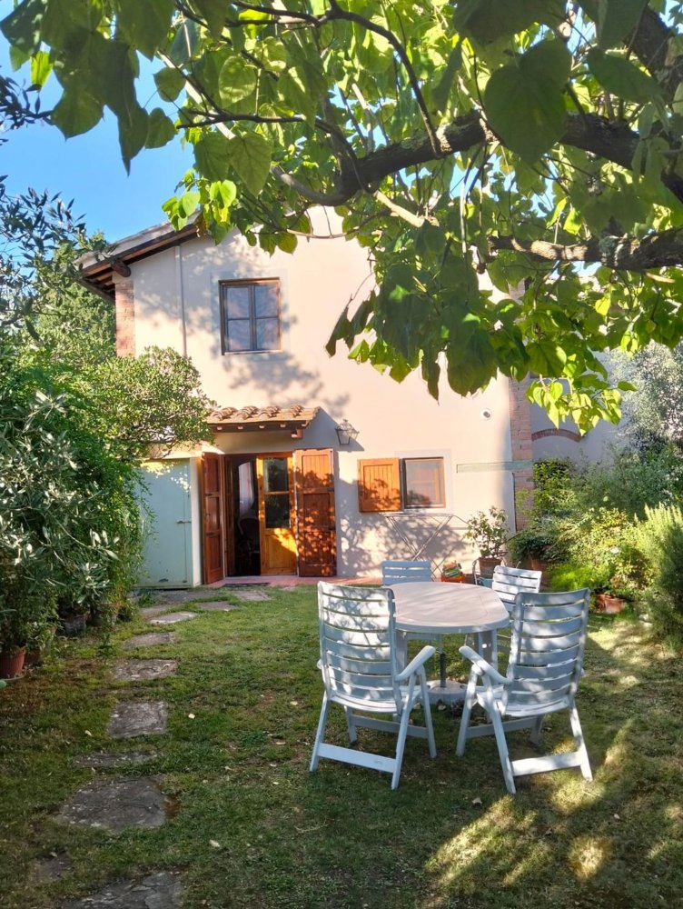 6 Schlafzimmer Doppelhaus in Montespertoli, Italy, Nr. 403644