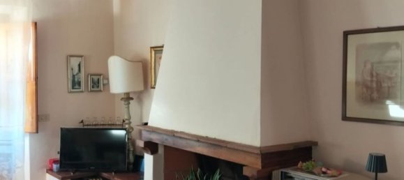 6 Schlafzimmer Doppelhaus in Montespertoli, Italy, Nr. 403644 10