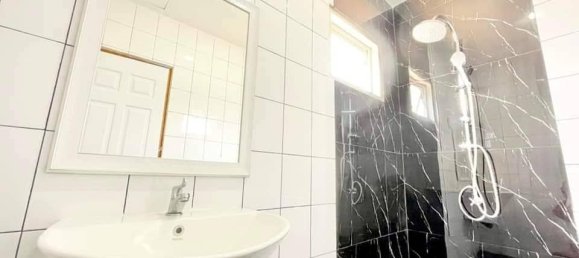 2 bedrooms Cafe / restaurant in Phuket, Thailand No. 7818 3