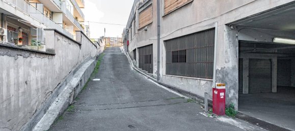 1 room Garage in Catania, Italy No. 108848 5