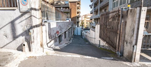 1 room Garage in Catania, Italy No. 108848 4