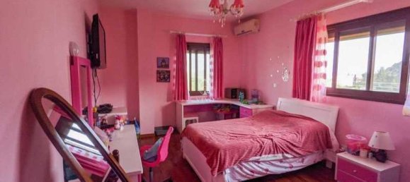 4 bedrooms Villa in Germasogeia, Cyprus No. 18740 10