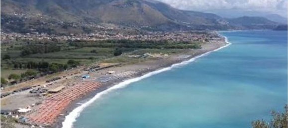 Apartamento de 6 habitaciónes en Bella, Italy No. 94051 21