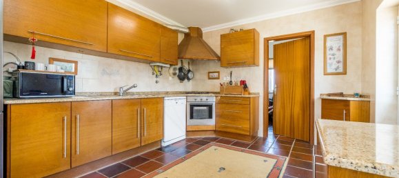 3 bedrooms House in Lourinha, Portugal No. 43959 9