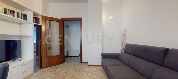 2 rooms Apartment in Milan, Italy No. 246220 10