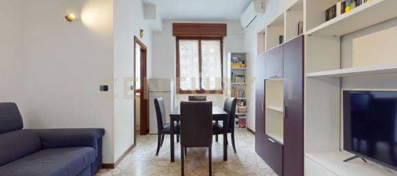 2 rooms Apartment in Milan, Italy No. 246220 6