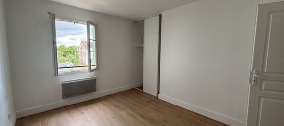 3 غرف نوم منزل في La Chaussee-Saint-Victor, France رقم 301567 4