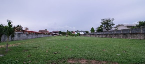 Imóvel comercial em Chon Buri, Thailand N.º 4143 2