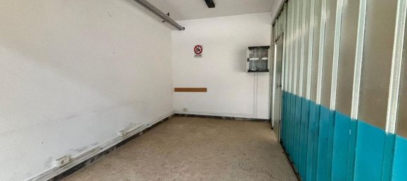 17m² Garage in Carpi, Italy No. 144787 2