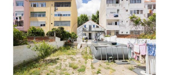 5 bedrooms House in Barreiro, Portugal No. 226362 11