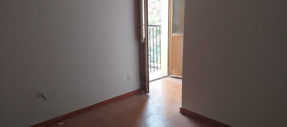3 rooms Apartment in Anversa degli Abruzzi, Italy No. 302741 10