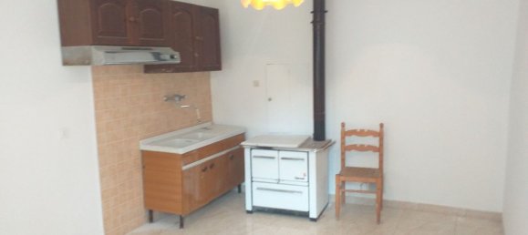 3 rooms Apartment in Anversa degli Abruzzi, Italy No. 302741 3