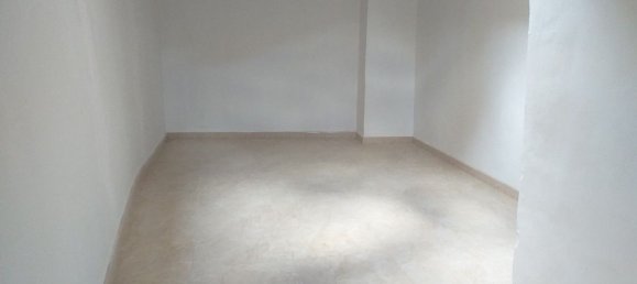 3 rooms Apartment in Anversa degli Abruzzi, Italy No. 302741 12