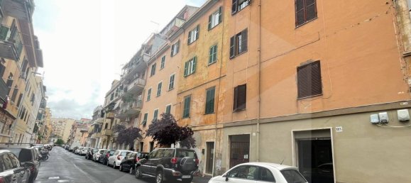 3 rooms Apartment in Rome, Italy No. 26526 18