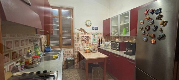 3 rooms Apartment in Rome, Italy No. 26526 4